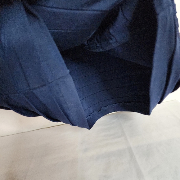 Adriana Papell Women's Size 12 Navy Blue Lace Sheath Dress Shutter Pleated - Picture 6 of 10